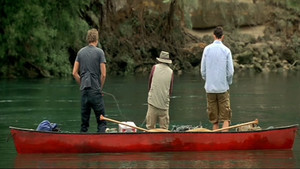 Without a Paddle - Efter att deras vän dör, tre män beslutar sig för att uppfylla sin barndom löfte genom att gå på en camping expedition för den förlorade DB Cooper frikostighet, med katastrofala resultat.